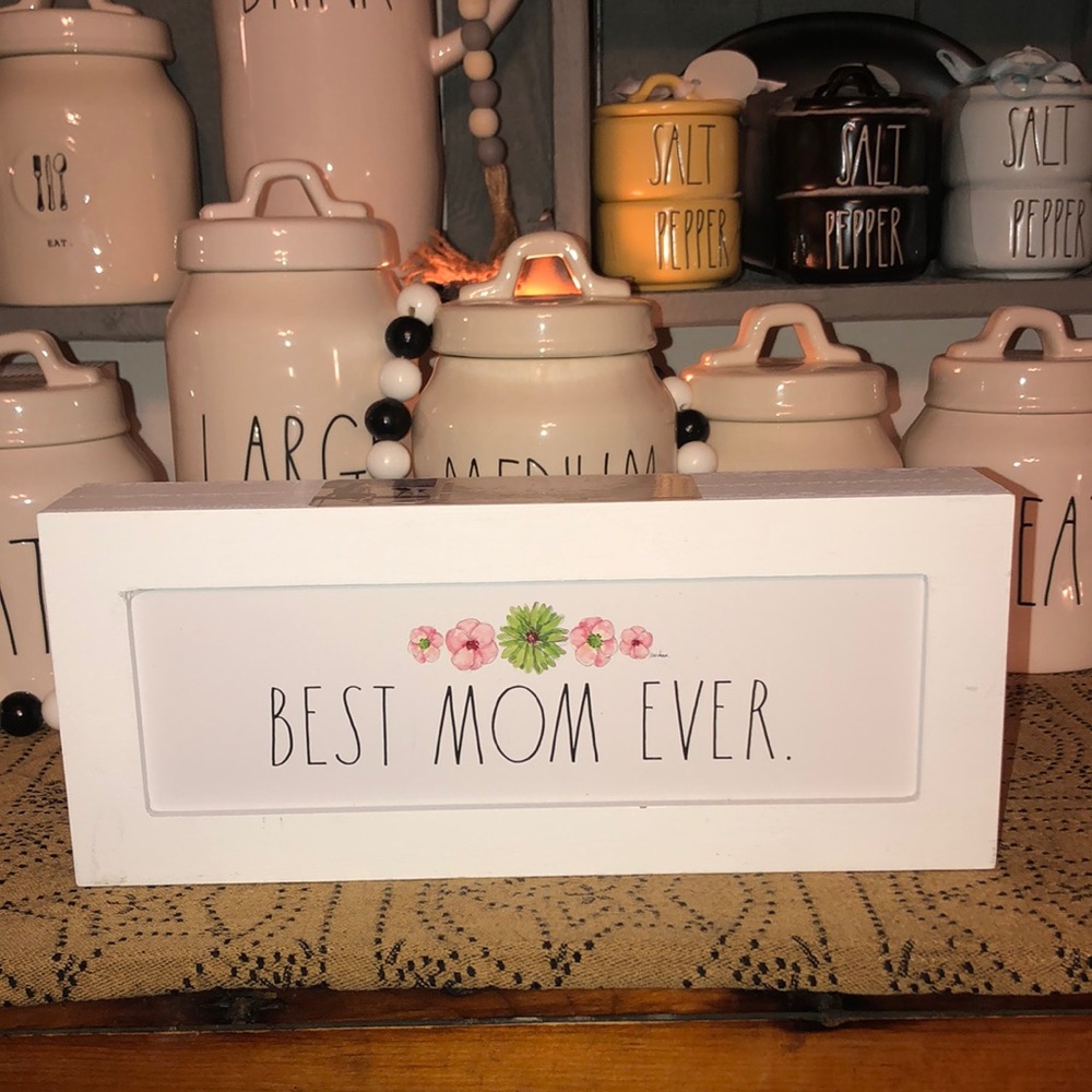 Rae Dunn BEST MOM EVER Wood Sign